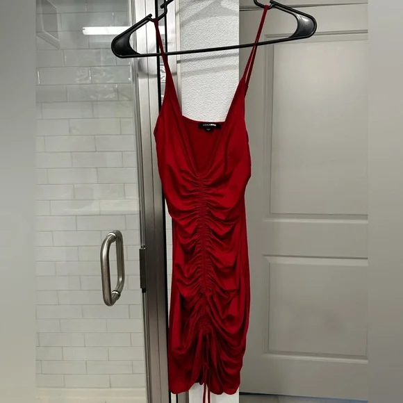 Fashion Nova Shanghai Ruched Dress Burgundy in x-small Fashion Nova Shanghai Ruched Dress Burgundy in x-small